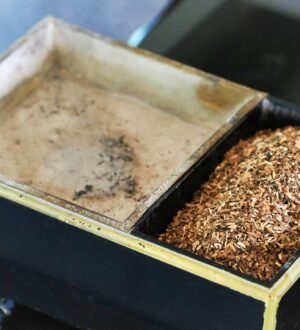 焼香の作法と心の込め方｜小さな自宅葬・家族で「つくる」お葬式 おくり火