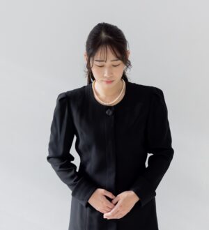 葬儀の追加費用とは？意外と知らない注意点を解説｜小さな自宅葬・家族で「つくる」お葬式 おくり火