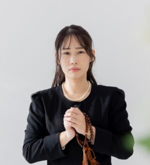 創価学会とは？葬儀の特徴と流れをやさしく解説｜小さな自宅葬・家族で「つくる」お葬式 おくり火